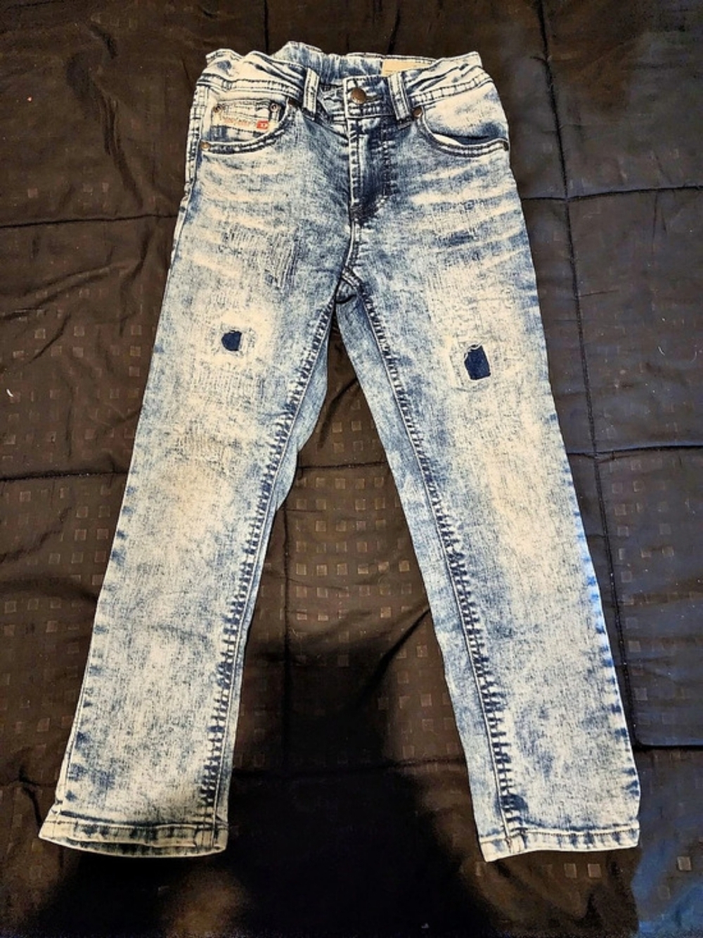 Diesel Waykee J US Distressed Jeans in Blue Size 6